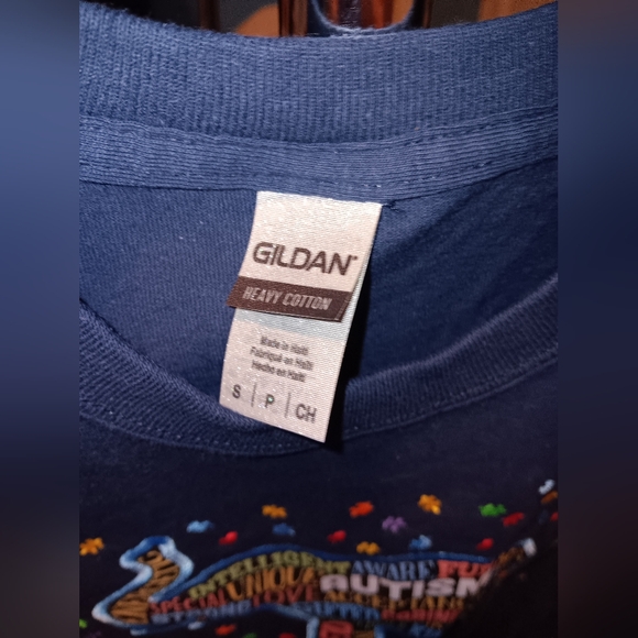 NWOT Autism Awareness Elephant Gildan Heavy Cotton T-Shirt - Picture 2 of 6